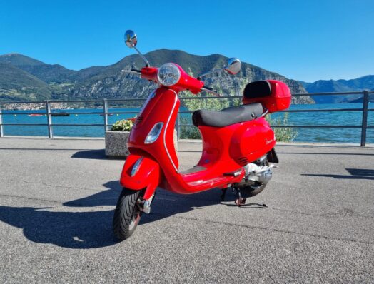 Vespa 125 sky-blue