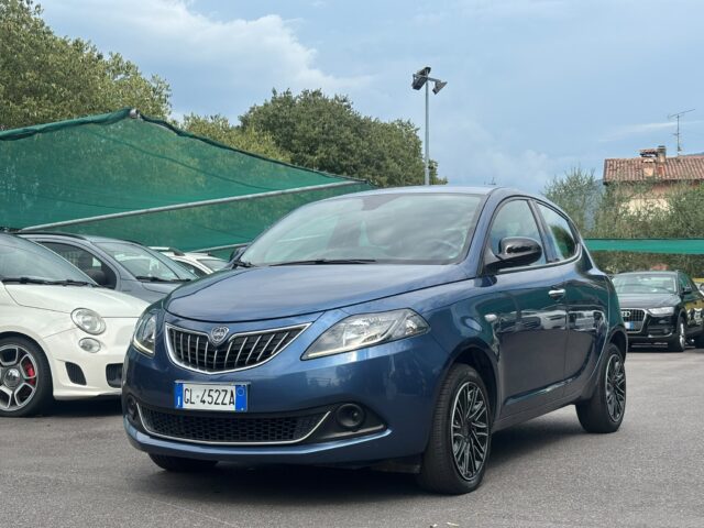 lancia ypsilon hybrid (5)